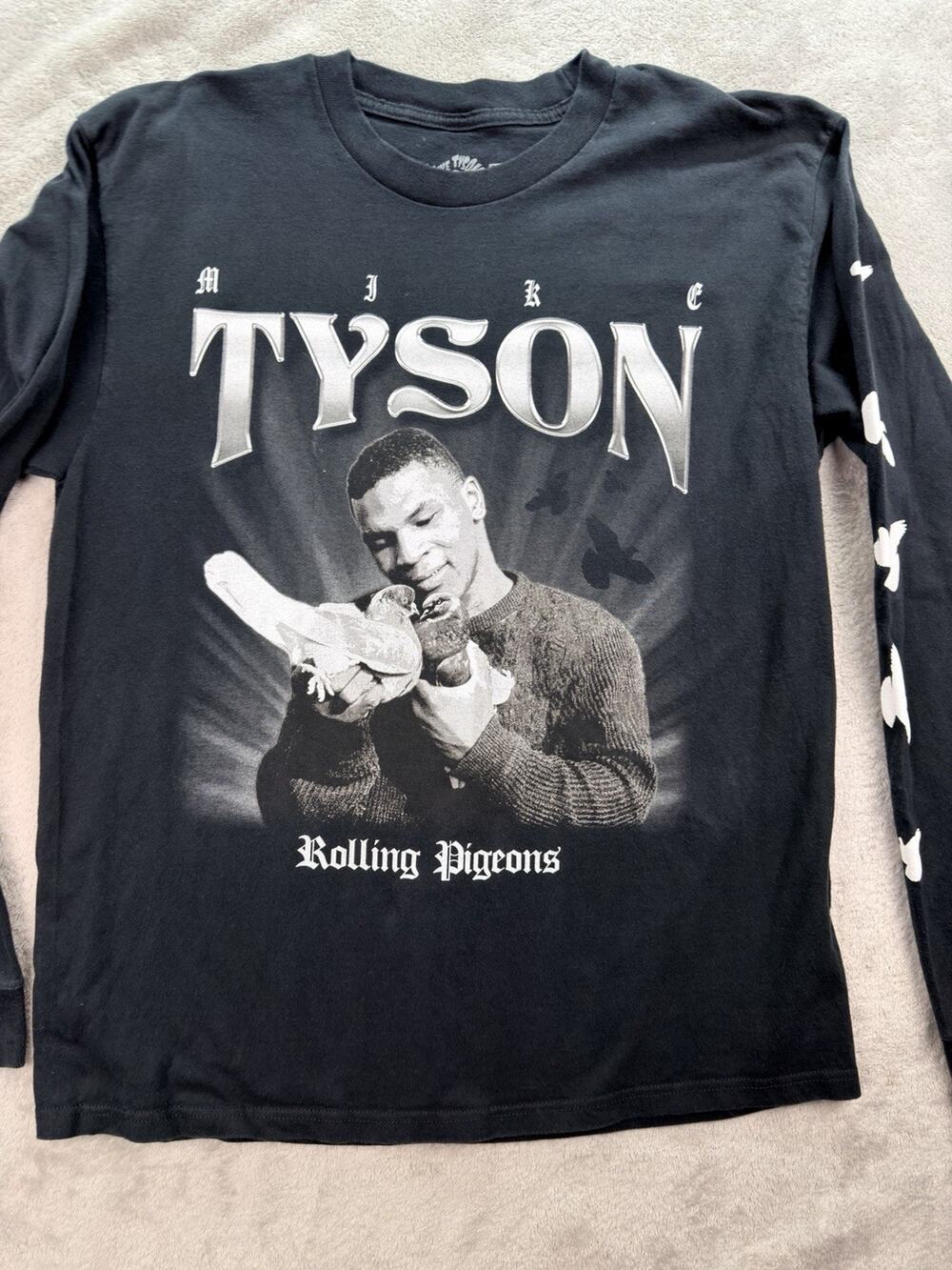 Mike Tyson Rolling Pigeon Long Sleeve Boxing Shirt Size Large Graphic T